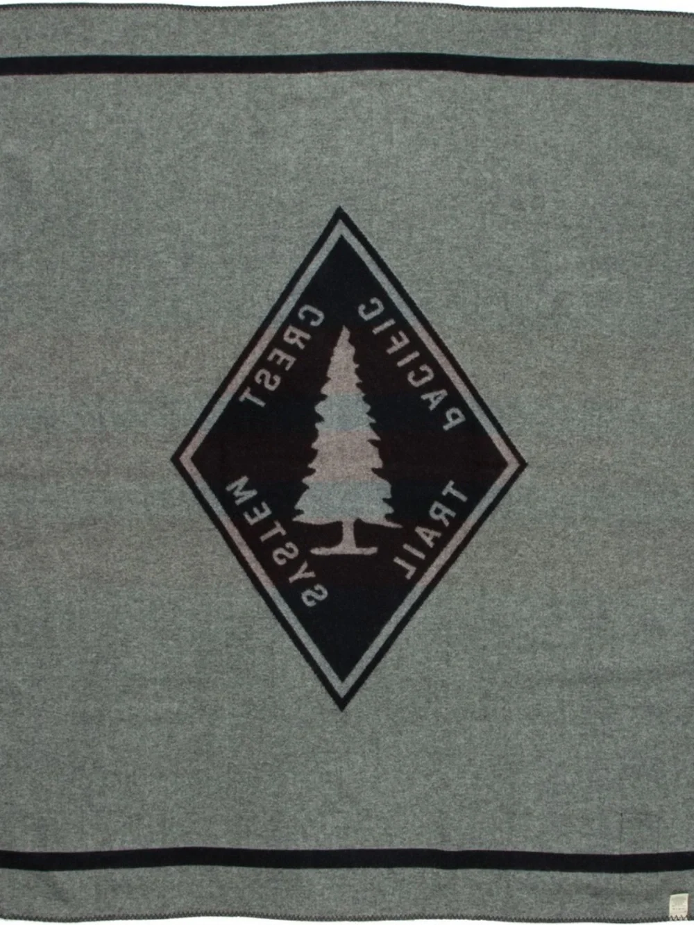 Woolrich Pacific Crest Trail Jacquard Blanket - Picture 3 of 10